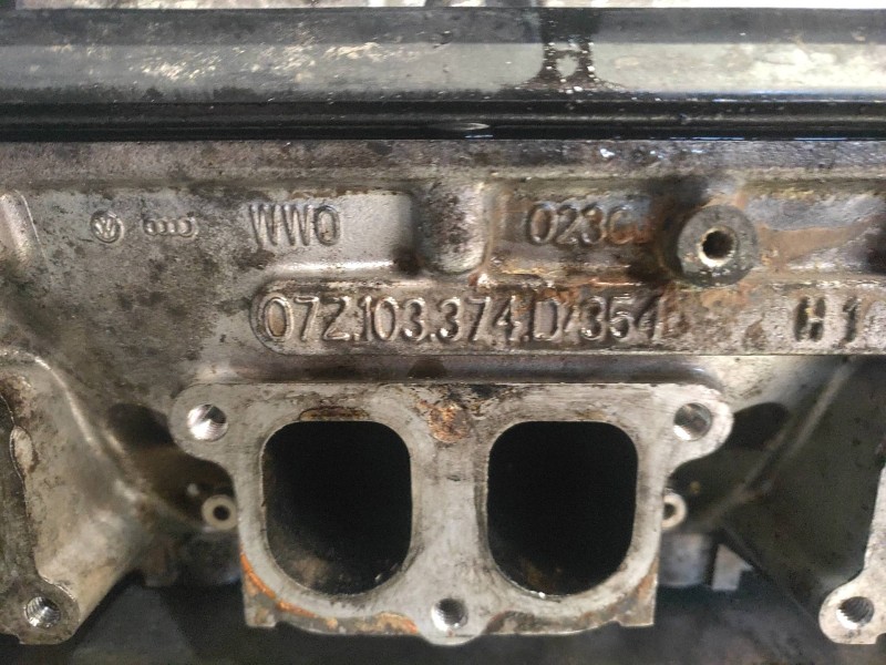 Recambio de culata para volkswagen phaeton (3d2/3d8) tdi v10 (5 asientos) referencia OEM IAM AJS 07Z103374D/354 IZQUIERDA