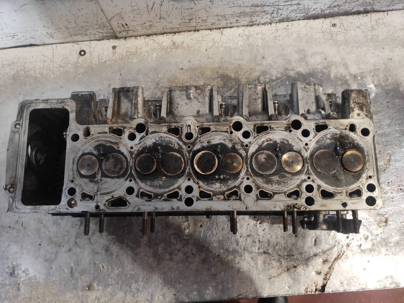Recambio de culata para volkswagen phaeton (3d2/3d8) tdi v10 (5 asientos) referencia OEM IAM AJS 07Z103374D/354 IZQUIERDA