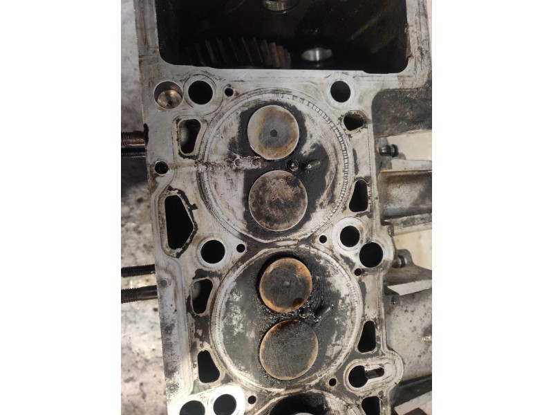 Recambio de culata para volkswagen phaeton (3d2/3d8) tdi v10 (5 asientos) referencia OEM IAM AJS 07Z103374D/354 IZQUIERDA