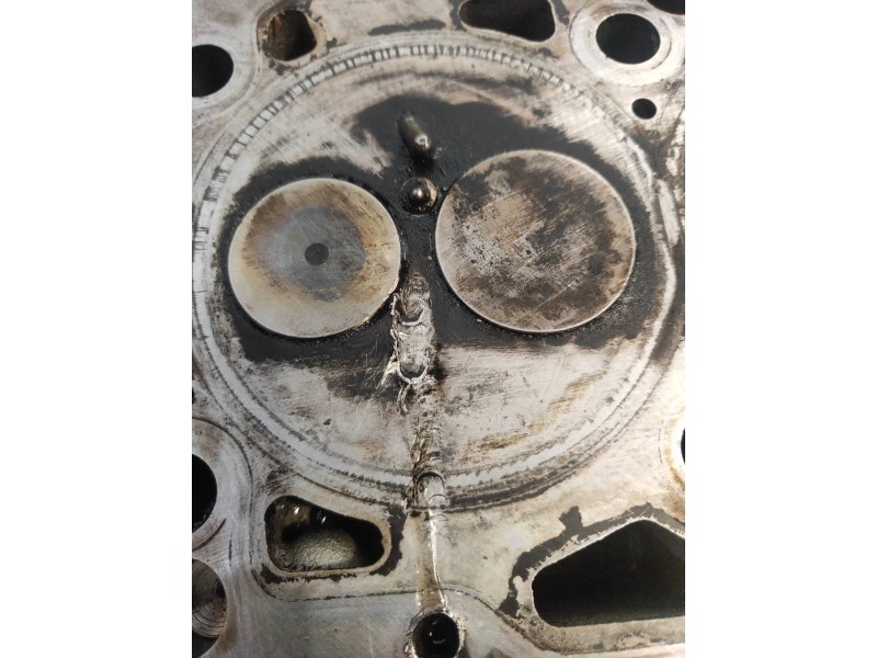 Recambio de culata para volkswagen phaeton (3d2/3d8) tdi v10 (5 asientos) referencia OEM IAM AJS 07Z103374D/354 IZQUIERDA