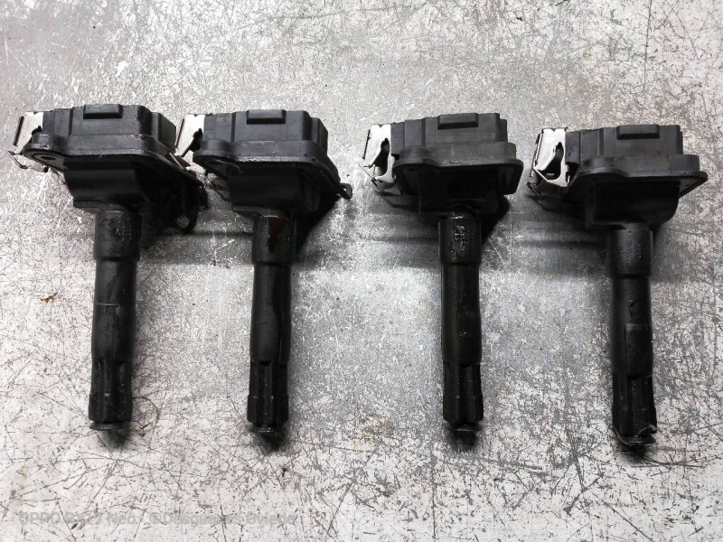 Recambio de bobina encendido para volkswagen golf iv berlina (1j1) gti referencia OEM IAM 058905105 0040100013 