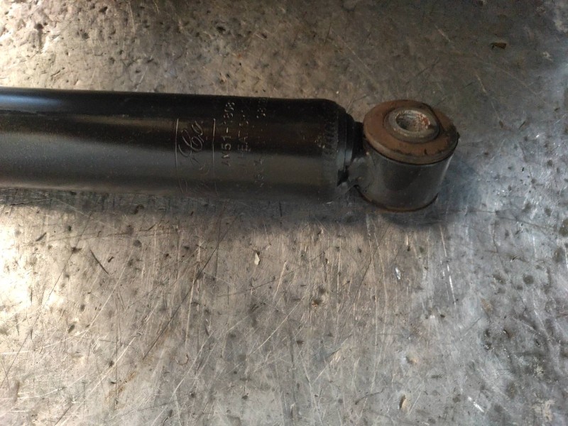 Recambio de amortiguador trasero izquierdo para ford focus lim. (cb4) titanium referencia OEM IAM 4M5118080AAF  