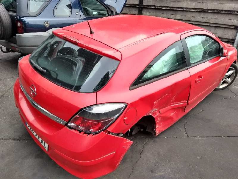 opel astra gtc del año 2007