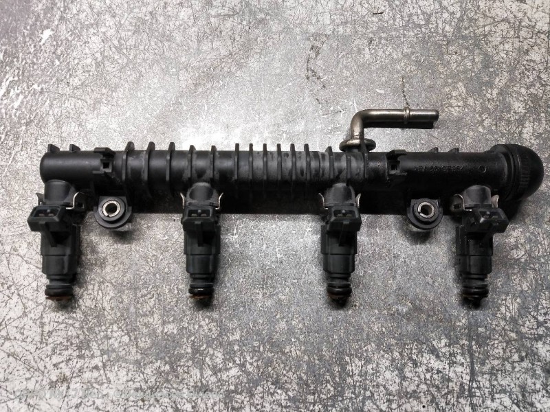 Recambio de rampa inyectora para opel corsa c 1.2 16v cat (z 12 xe / lw4) referencia OEM IAM   