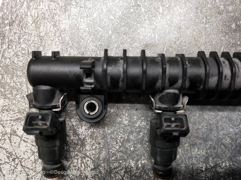 Recambio de rampa inyectora para opel corsa c 1.2 16v cat (z 12 xe / lw4) referencia OEM IAM   