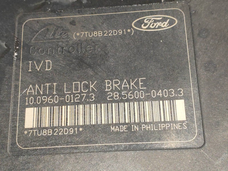Recambio de abs para ford focus lim. (cb4) titanium referencia OEM IAM 10096001273 28560004033 8M512C405AA 10020603224