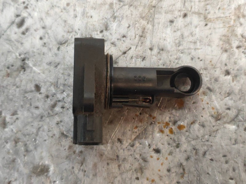 Recambio de caudalimetro para toyota yaris (ksp9/scp9/nlp9) básico referencia OEM IAM 2220433010 1974002260 