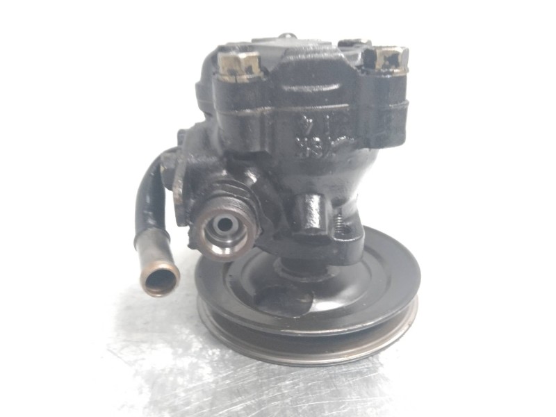 Recambio de bomba direccion para ssangyong family 2.5 referencia OEM IAM   