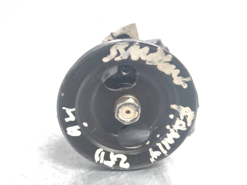 Recambio de bomba direccion para ssangyong family 2.5 referencia OEM IAM   