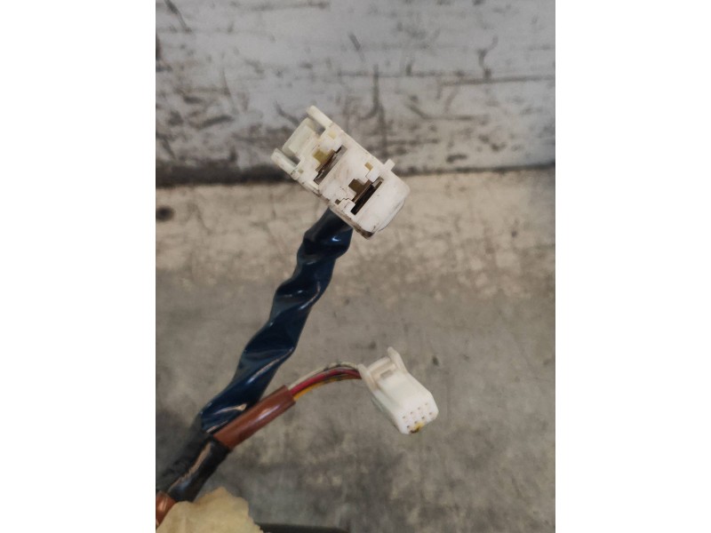 Recambio de columna direccion para toyota yaris (ksp9/scp9/nlp9) básico referencia OEM IAM 452000D110 SPW1933 5Y071005