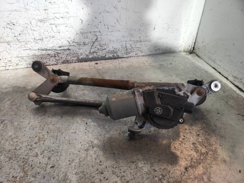 Recambio de motor limpia delantero para toyota yaris (ksp9/scp9/nlp9) básico referencia OEM IAM 851100D080 1593000431 