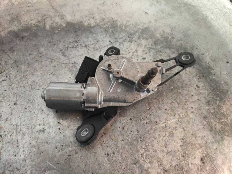 Recambio de motor limpia trasero para toyota yaris (ksp9/scp9/nlp9) básico referencia OEM IAM 0390201825 8513000020D 