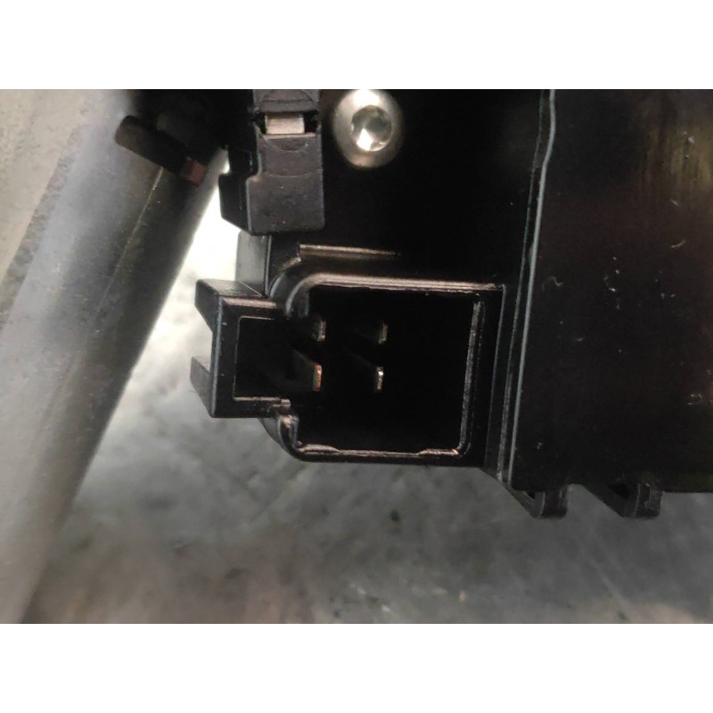 Recambio de motor limpia trasero para toyota yaris (ksp9/scp9/nlp9) básico referencia OEM IAM 0390201825 8513000020D 