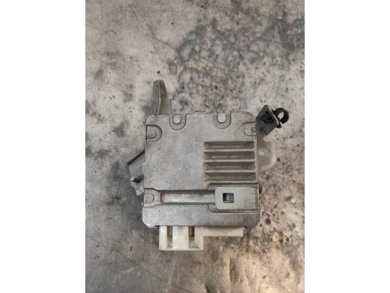 Recambio de centralita direccion para toyota yaris (ksp9/scp9/nlp9) básico referencia OEM IAM 896500D110 6900001067 1129001330 2