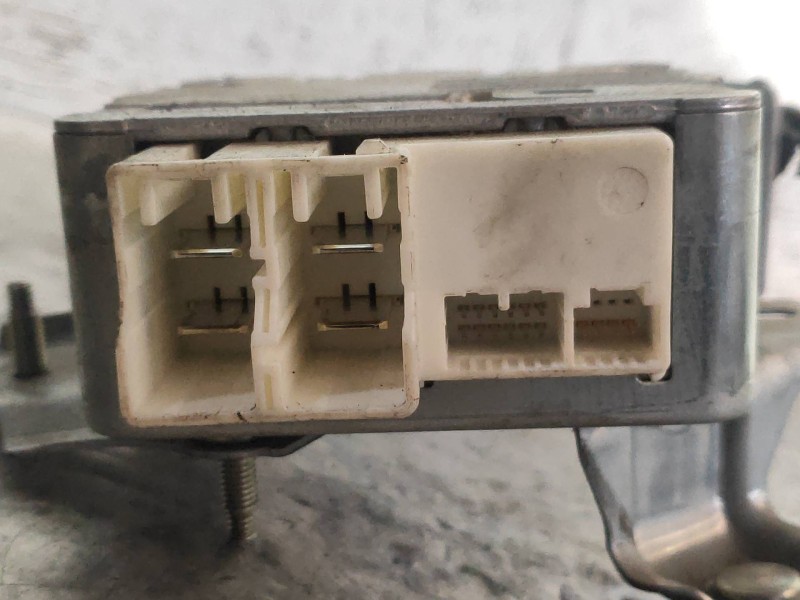 Recambio de centralita direccion para toyota yaris (ksp9/scp9/nlp9) básico referencia OEM IAM 896500D110 6900001067 1129001330 2