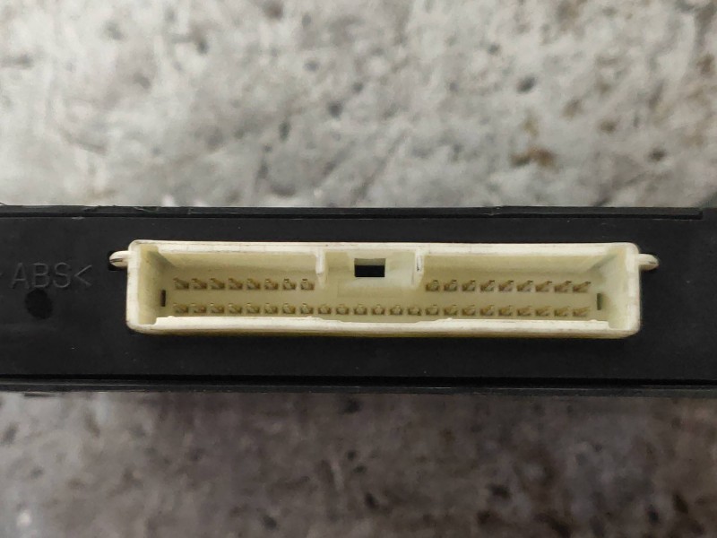 Recambio de modulo electronico para toyota yaris (ksp9/scp9/nlp9) básico referencia OEM IAM 8930052021 2326000110 