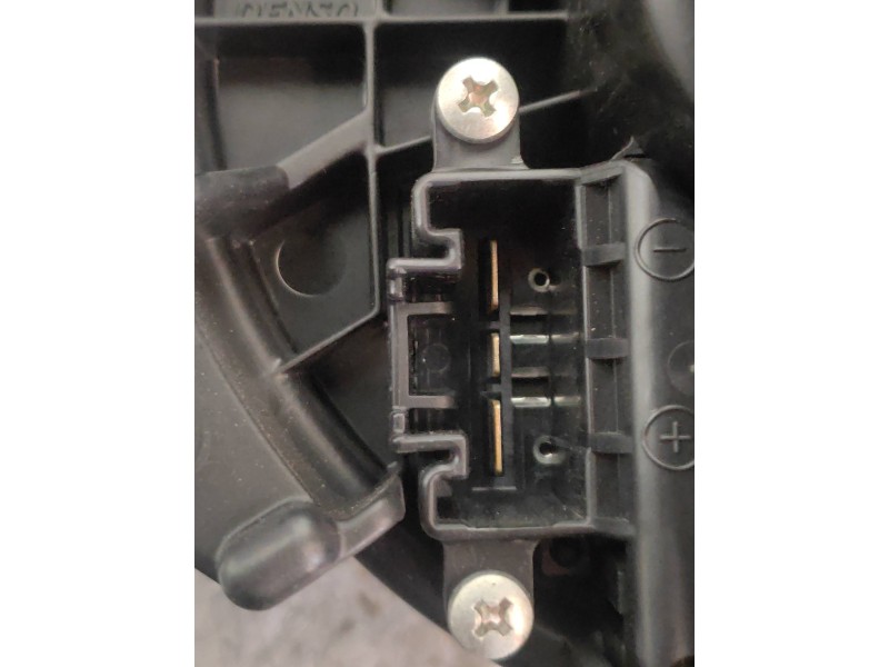 Recambio de motor calefaccion para toyota yaris (ksp9/scp9/nlp9) básico referencia OEM IAM 2727003010  