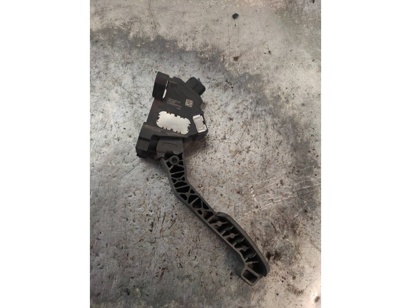 Recambio de potenciometro pedal para toyota yaris (ksp9/scp9/nlp9) básico referencia OEM IAM 781100D010  