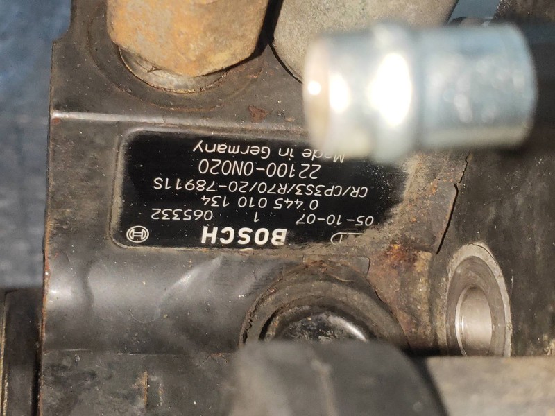 Recambio de bomba inyeccion para toyota yaris (ksp9/scp9/nlp9) básico referencia OEM IAM 0445010134 221000N020 