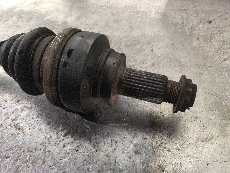 Recambio de transmision trasera izquierda para bmw serie 1 lim. (f20) 116d referencia OEM IAM 7624205AI02  