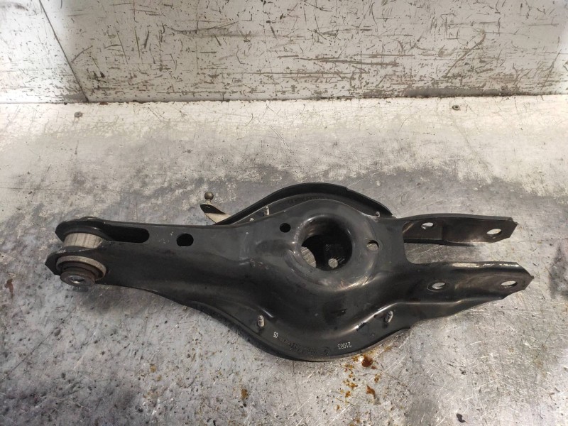 Recambio de brazo suspension inferior trasero izquierdo para bmw serie 1 lim. (f20) 116d referencia OEM IAM   