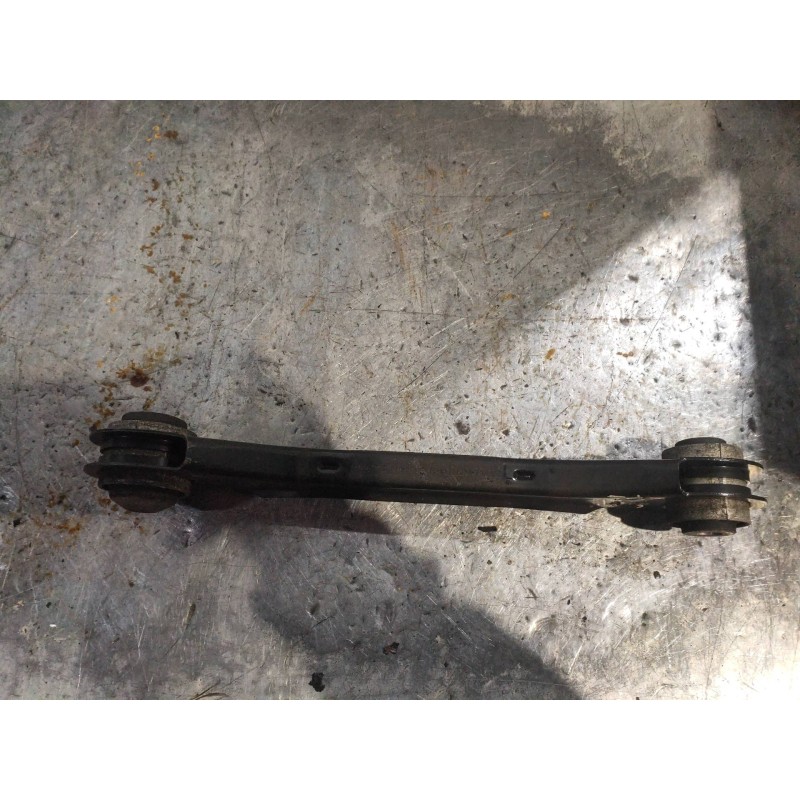 Recambio de brazo suspension superior trasero izquierdo para bmw serie 1 lim. (f20) 116d referencia OEM IAM 679254304  