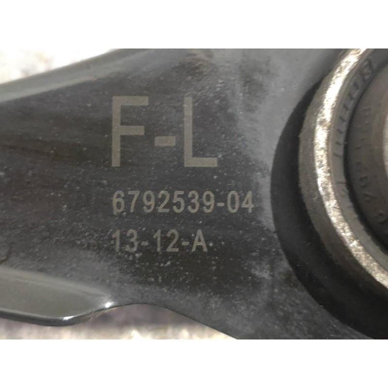 Recambio de brazo suspension superior trasero izquierdo para bmw serie 1 lim. (f20) 116d referencia OEM IAM 679253904  