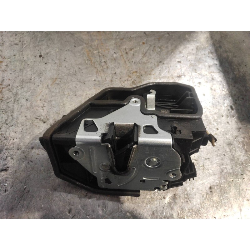 Recambio de motor cierre centralizado trasero izquierdo para bmw serie 1 lim. (f20) 116d referencia OEM IAM 7229459  