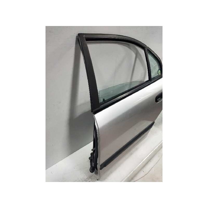 Recambio de puerta trasera izquierda para mitsubishi carisma berlina 5 (da0) 1900 di-d avance referencia OEM IAM   