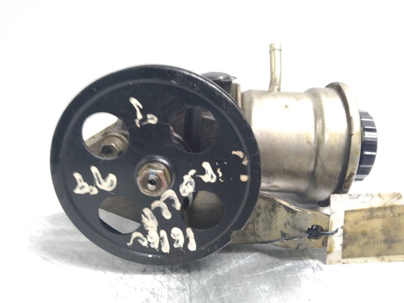 Recambio de bomba direccion para toyota corolla (e11) 1.6 16v referencia OEM IAM   
