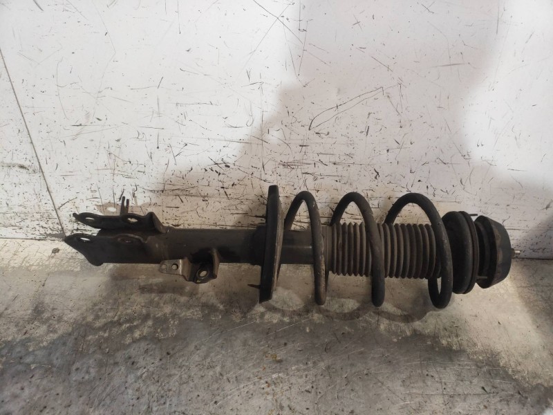 Recambio de amortiguador delantero derecho para hyundai ix20 gl classic referencia OEM IAM   