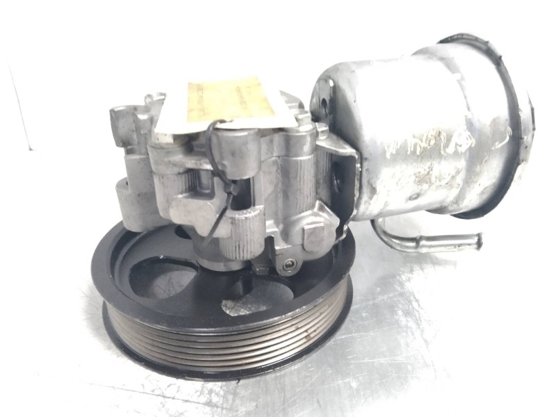 Recambio de bomba direccion para toyota corolla verso (r1) referencia OEM IAM   