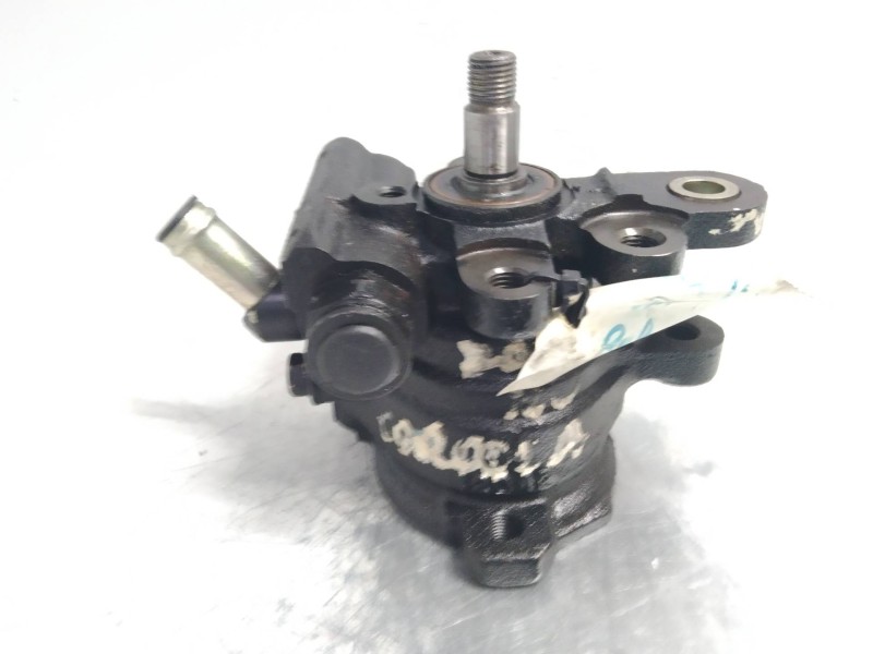 Recambio de bomba direccion para toyota corolla (e11) 2.0 d-4d linea terra (5-ptas.) referencia OEM IAM   