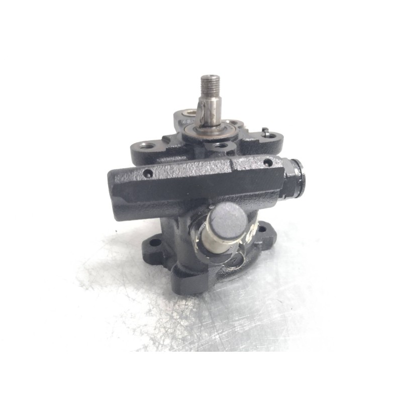 Recambio de bomba direccion para toyota corolla (e11) 2.0 d-4d linea terra (5-ptas.) referencia OEM IAM   