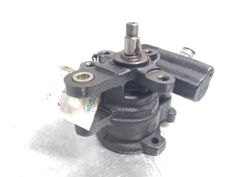Recambio de bomba direccion para toyota corolla (e11) 2.0 d-4d linea terra (5-ptas.) referencia OEM IAM   
