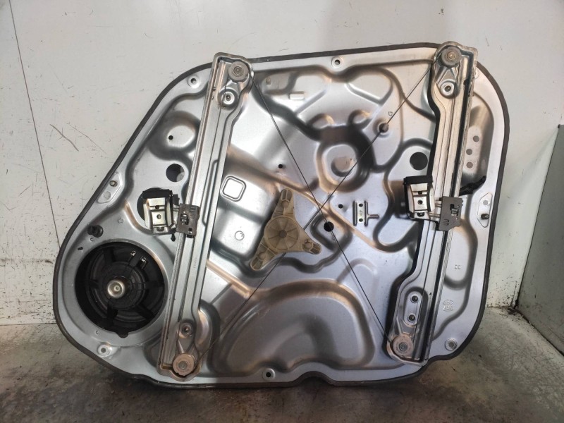 Recambio de elevalunas delantero izquierdo para hyundai ix20 gl classic referencia OEM IAM 824701K000  
