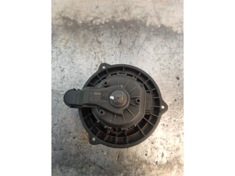 Recambio de motor calefaccion para hyundai ix20 gl classic referencia OEM IAM F00S3B2407  