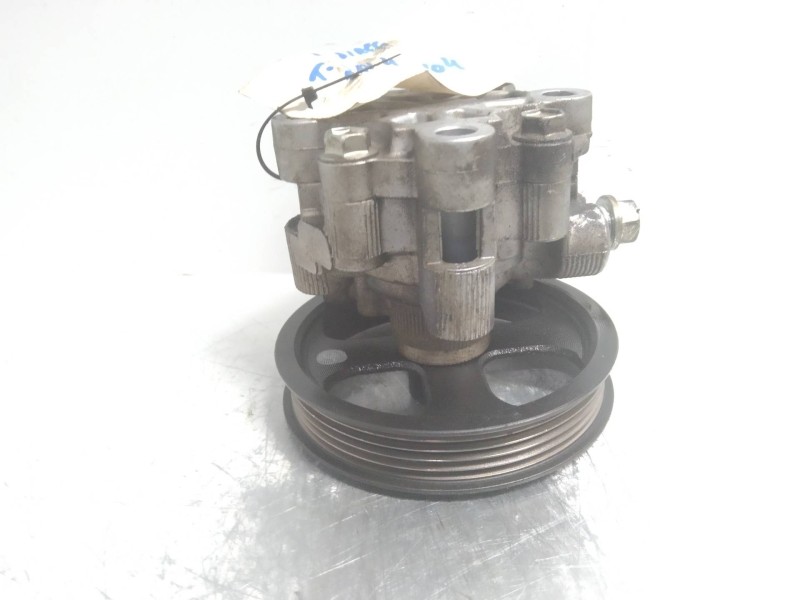 Recambio de bomba direccion para toyota rav 4 (a2) 2.0 turbodiesel cat referencia OEM IAM    Recambio de bomba direccion para toyota rav 4 (a2) 2.0 turbodiesel cat referencia OEM IAM