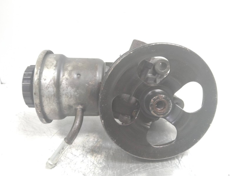 Recambio de bomba direccion para toyota yaris (ncp1/nlp1/scp1) 1.0 linea terra referencia OEM IAM   