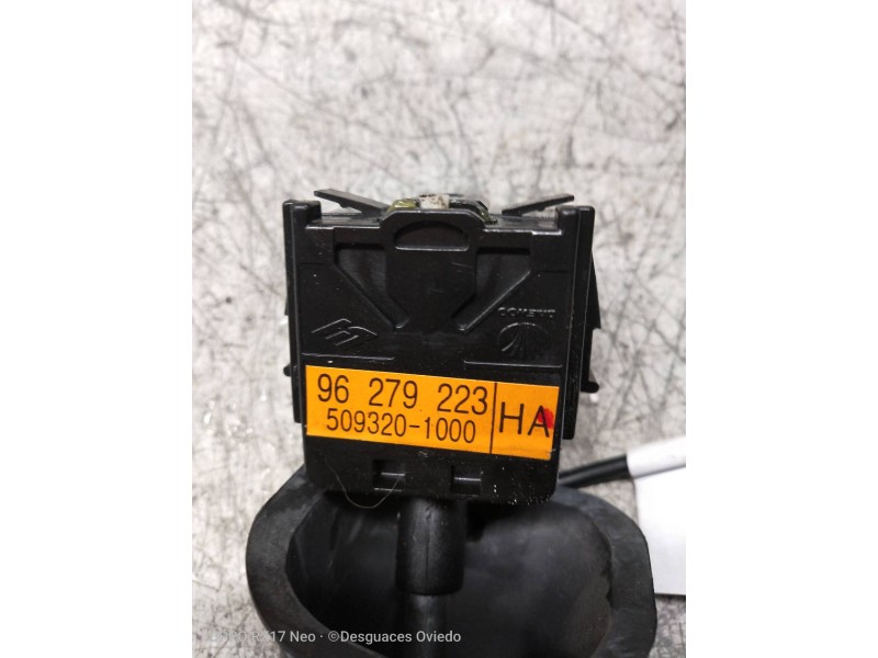 Recambio de mando luces para chevrolet tacuma se referencia OEM IAM 96279223 5093201000 