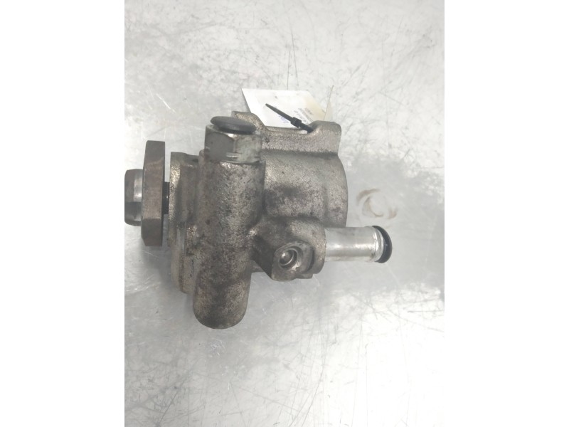 Recambio de bomba direccion para volkswagen bora berlina (1j2) highline referencia OEM IAM   
