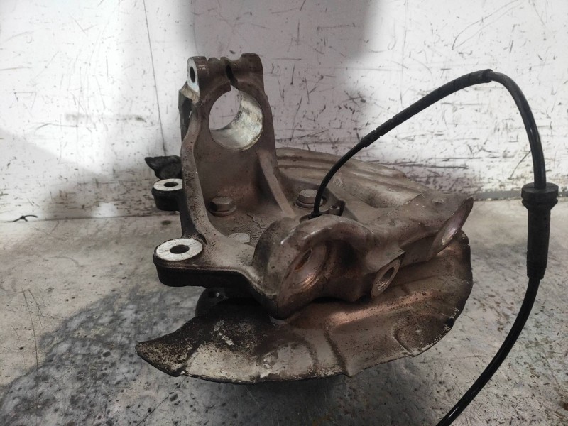 Recambio de mangueta delantera izquierda para bmw serie 3 berlina (e90) 318d referencia OEM IAM 3121677320903  