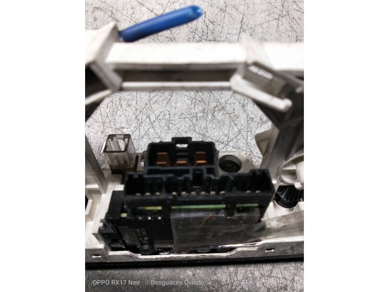 Recambio de mando calefaccion / aire acondicionado para mitsubishi space wagon (n80/n90) 2,4 glx referencia OEM IAM   