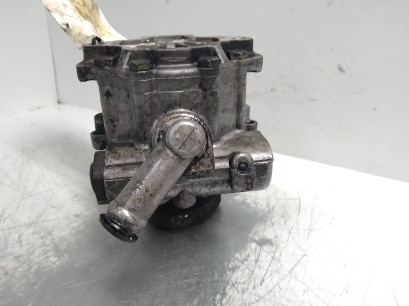 Recambio de bomba direccion para volkswagen golf v berlina (1k1) 1.9 tdi referencia OEM IAM   