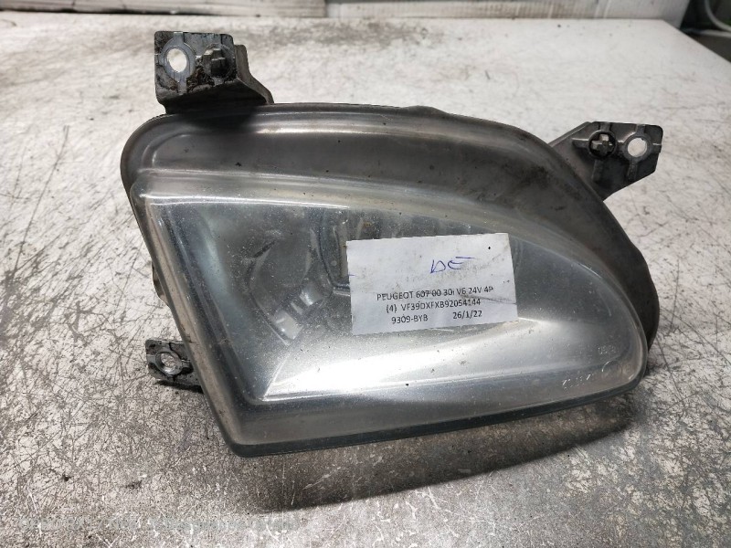 Recambio de faro antiniebla derecho para peugeot 607 (s1) 3.0 v6 24v referencia OEM IAM   