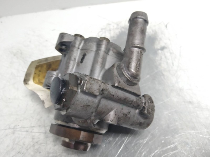 Recambio de bomba direccion para volkswagen polo berlina (6n2) 1.9 sdi referencia OEM IAM    Recambio de bomba direccion para volkswagen polo berlina (6n2) 1.9 sdi referencia OEM IAM