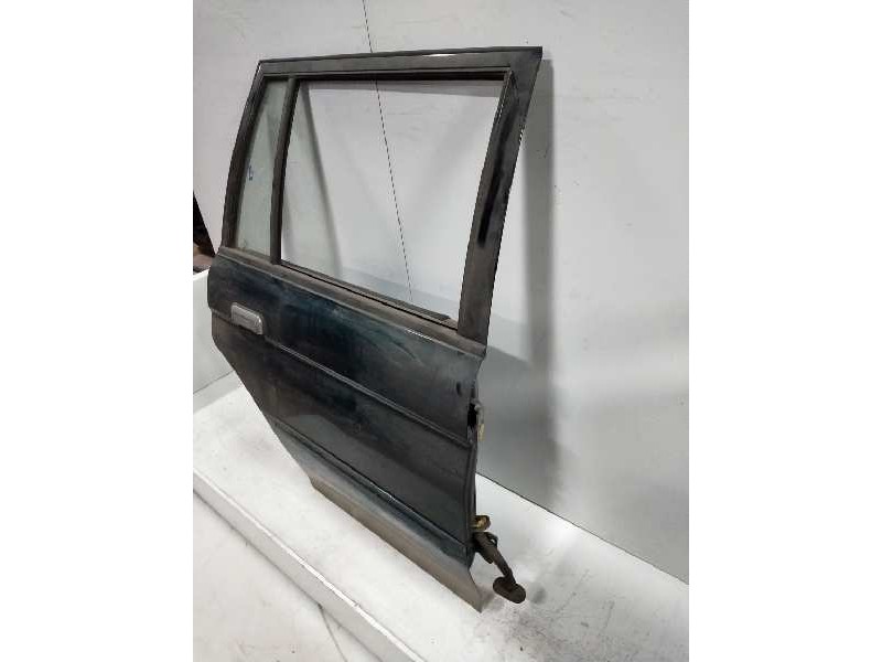 Recambio de puerta trasera derecha para mitsubishi montero sport (k90) 2.5 td cat referencia OEM IAM   