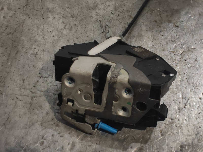 Recambio de motor cierre centralizado delantero derecho para ford ecosport titanium referencia OEM IAM CN15A219A64GD  