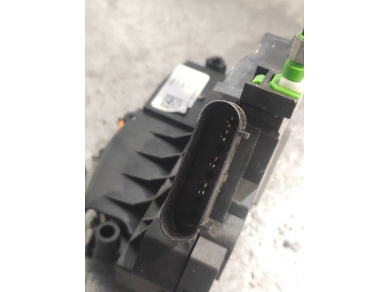 Recambio de motor cierre centralizado trasero derecho para ford ecosport titanium referencia OEM IAM CN15A264A26DD  