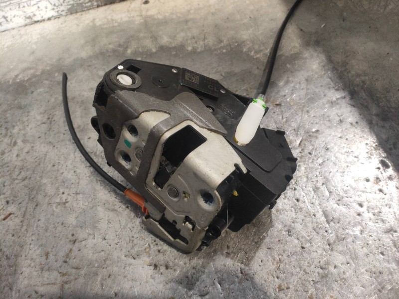 Recambio de motor cierre centralizado trasero izquierdo para ford ecosport titanium referencia OEM IAM CN15A264A27DD  